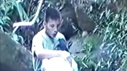 Os parceiros observaram o cavalo da mãe com uma largura de burro no corredor vídeo de pornô de novinha brasileira