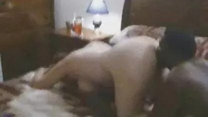 Mira vídeos pornográficos gratuitos brasileiros sunset com amigos fazendo anilizingus com kuni para uma massagem e dedo Masturbação