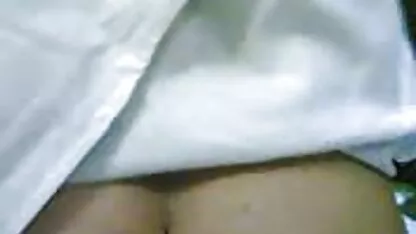 Morena inserir brinquedos na frente da bunda filme pornô brasileiro com anão na frente da webcam