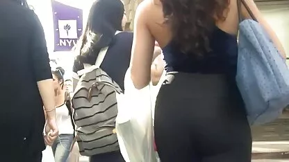 Morena cadela chupando galo filmes de sexo gratis com brasileiras preto cara Sob a bridge