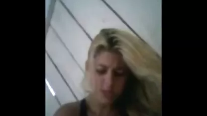Asiático magro espetáculos pequeno tits ligar a sexo caseiro com mulheres brasileiras andar