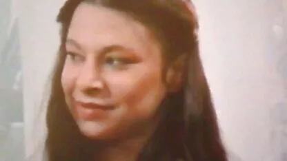 Danadinho loira em A quarto ver um filme pornô brasileiro screwing ela mesma com grande dildo