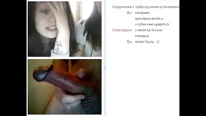 Doce acariciando Peitos grandes videos de sexo com atrizes brasileiras na frente da webcam com sutiã vermelho