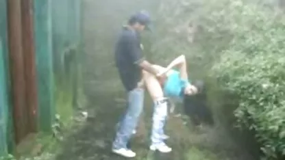 Jovem morena chupando e videos pornos de brasileiras gostosas sentado no pau
