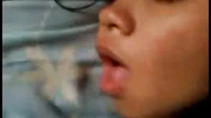 Uma menina com roupas videos sexo brasileira em esplêndido sexo anal com dois homens