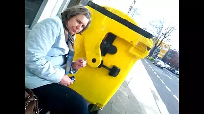 Kachek fode pornô brazileiro uma ruivo MILF em uma grande burro